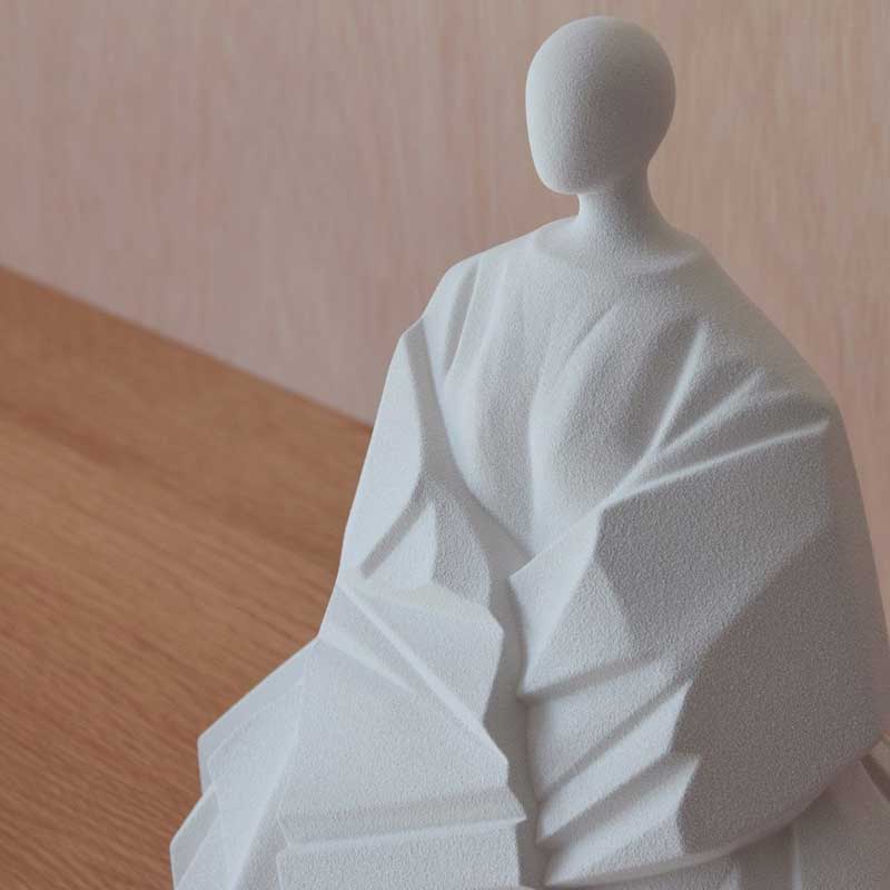 Sculpture japanese ceramic extended sleeve