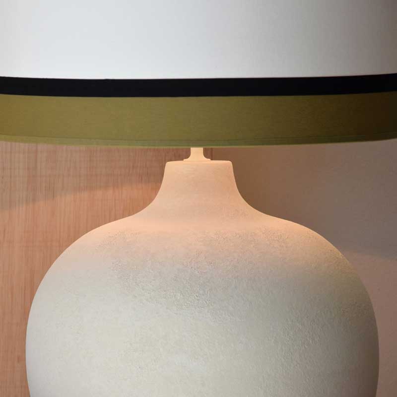 Lámpara de sobremesa de cerámica Bola con pantalla