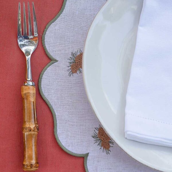 Placemat Pine cones