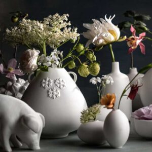 HEIMAT Vase – Bone China with Cornflower Relief